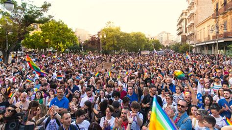 bakeca gay foggia|Rencontres gay à Foggia Club de rencontre pour hommes